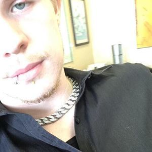 Meet your Posher, Thomas